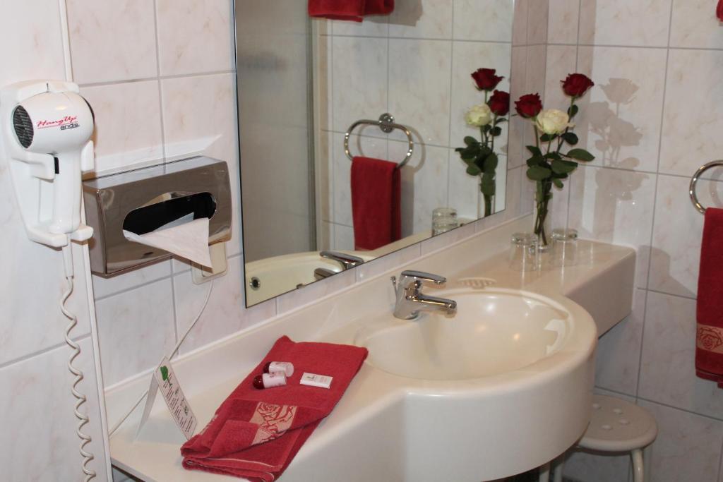 Garni-Hotel Alt Wernigeroeder Hof Wernigerode Chambre photo